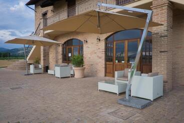 Hus på landet Assisium Agriturismo