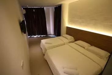 Hotel Place2stay Kenyalang