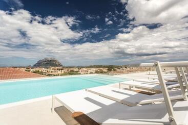 Felix Hotels   Hotel Residence Porto San Paolo