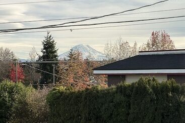 住宿加早餐 Central Tacoma Homestay Private Room