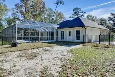 Mökkimajoitus Family Friendly Ponchatoula Home W/ Private Pool!