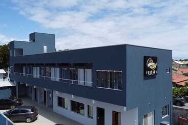 בית מלון כפרי Do Parque Pousada Comfort