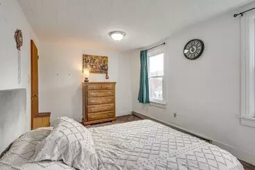 Mökkimajoitus Quiet Port Royal Home W/ Deck, Near Juniata River!