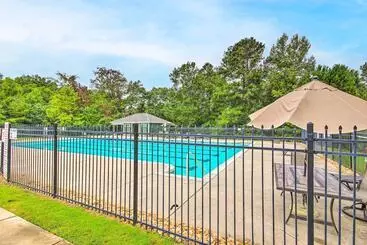 Mökkimajoitus Charming Grovetown Home ~ 15 Mi To Augusta!