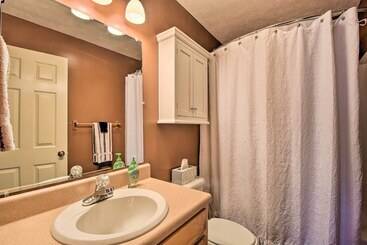 بيت ريفى Family Friendly Cabin ~ 1 Mile To Hike & Swim!