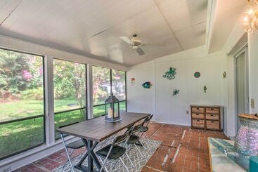 Landhus Pet Friendly Brunswick Retreat W/ Gas Grill!