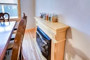 Mökkimajoitus Pet Friendly New Egypt Home W/ Patio + Grill