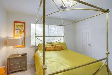 コテージ Spacious Houston Home W/ Patio, Grill & Fireplace!