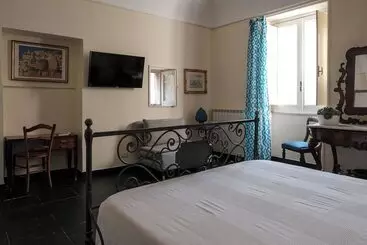 تختخواب و صبحانه Casa Catalé
