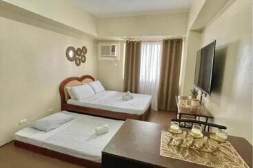 מלון דירות Condo Near Ateneo And Royal Mandaya