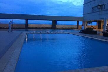 Appart'hotel Condo Near Ateneo And Royal Mandaya