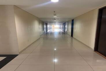 בית מלון כפרי Capital O 93636 La Grande Apartment By Ujm