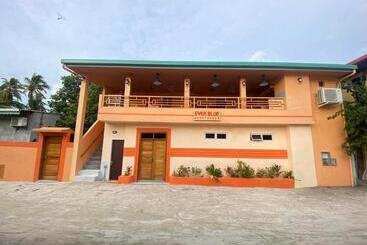 پانسیون Ever Blue Guest House