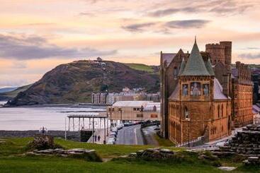 Hostel The Welsh Black Inn