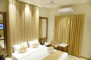 Red Orchid Hotel Kanpur