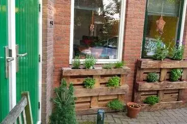 Aamiaismajoitus (B&B) Huisjeaandedinkel