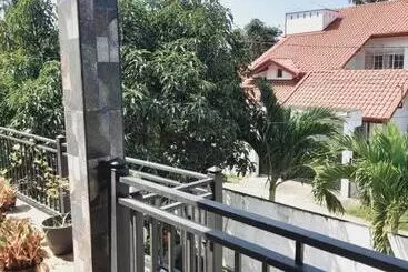 Bed and Breakfast Moon Deck Villa