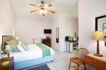 Majatalo Summer Place Guest House