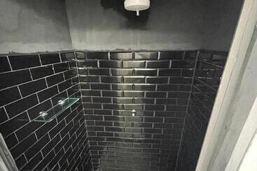 هتل Hostal Pub Central Park