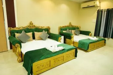 Hotel Maharaja Dormitory