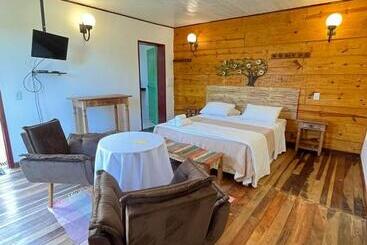 هتل Pousada Sesmaria