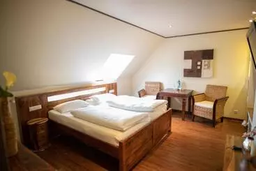 Hotelli Vier Jahreszeiten