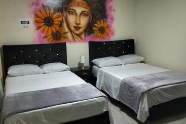 هتل آپارتمان Jeg Estudios Vacacionales