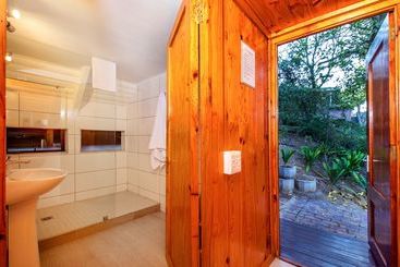 בית פרטי Abalone Lodges