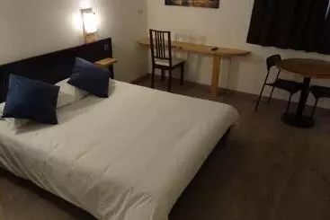 Aparthotel Appart Hotel Residella House Room & Kitchen Avignon Le Pontet