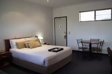 Hotel Gladstone Capricorn Apartments