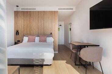 Отель Tembo Barcelona