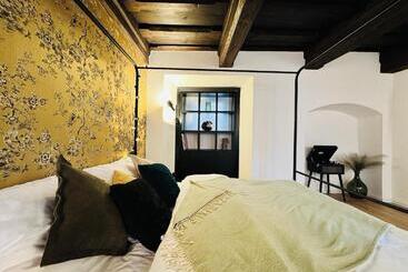 Pension Mono   Deluxe   Adults Only