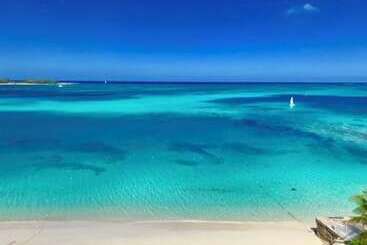 هتل آپارتمان Blue Ocean Village