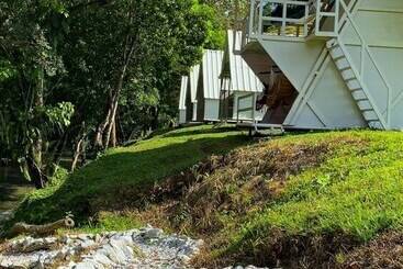 酒店 Paraíso Escondido Cabañas, Reserva Rio Claro, San Luis Doradal