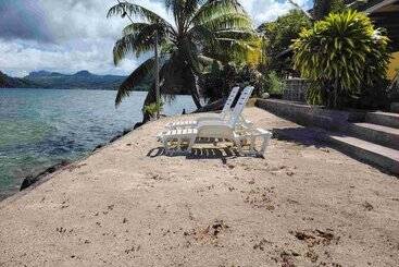 پانسیون Villa De La Baie