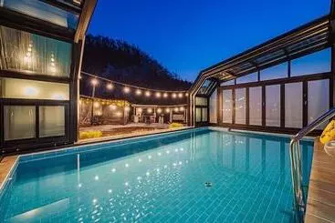 Romain Pension