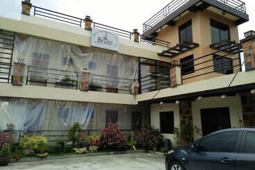 Bed and Breakfast Belize Tagaytay