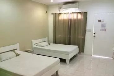 Pensione Night & Day Inn