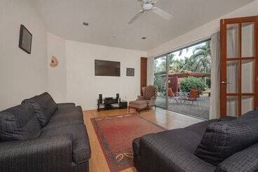 تختخواب و صبحانه Rarotonga S Fishing Lodge   Gt S