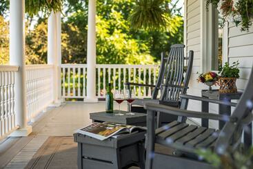 Bed and Breakfast The Jacqueline House