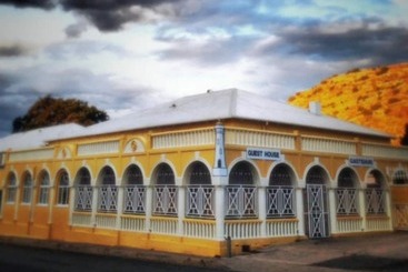 بنسيون The Lighthouse Guesthouse