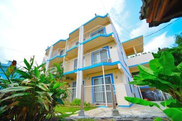 Apartament Condominium Ceaser Nakijin