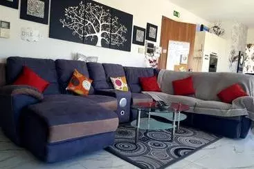 Appartements touristiques Stunning Views 4 Bedrooms Penthouse In Marsaxlokk
