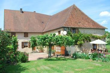 住宿加早餐  Chambre D' Hotes Des Collines