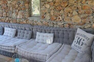 تختخواب و صبحانه Le Clos Des Cambres