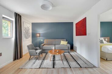 Hotel Domaine De Montjoie   Toulouse   Bw Premier Collection