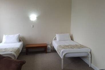 簡易ホテル Whakatane
