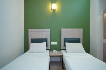 Отель Sri Mutiara