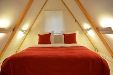 Rembrandtplein Bed & Breakfast