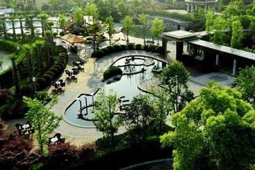 Suzhou Phoenix Hotspring Resort